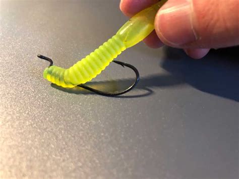 How To Rig Plastic Worms 2022 Outdoors Being