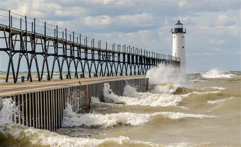 Wallpaper 2048x1254 Px Lighthouse Pier Sea 2048x1254