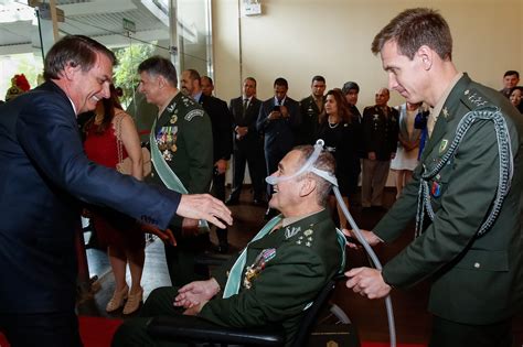 Fotos Em Despedida Do Ex Rcito Na Cerim Nia De Troca De Comando