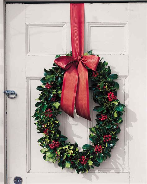 20 Years Of Living The Best Christmas Wreaths Martha Stewart