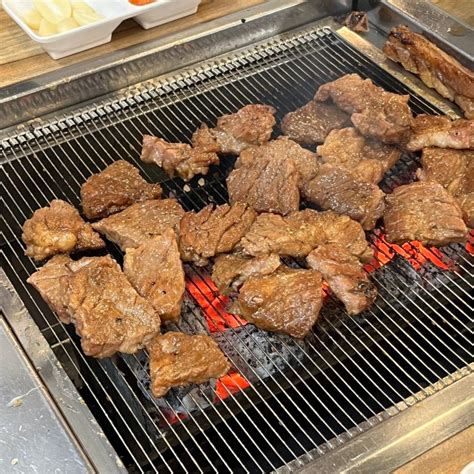 숯불에 구워 더욱 더 맛있는 태평동 갈비맛집 원조숯불대박갈비 네이버 블로그