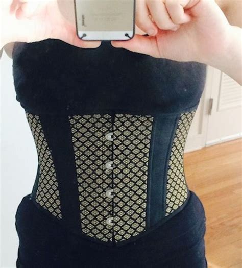 I Tried Corset Waist Training For 17 Days And This Is What Happened ...