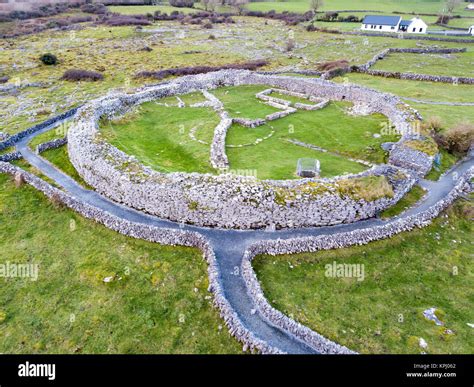 Celtic Caherconnell Stone Fort A Comienzos De La Edad Media En La