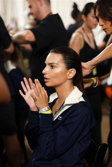 Emily Ratajkowski Tory Burch Fashion Show At NYFW 09 11 2023 CelebMafia