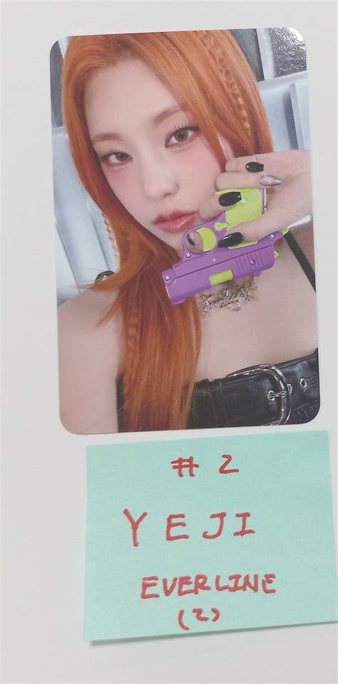 Itzy Born To Be Everline Fansign Event Photocard [25 2 5