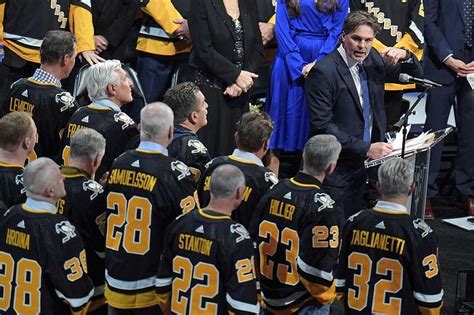 Jaromir Jagrs Return To Pittsburgh Ends With His No 68 Being Retired