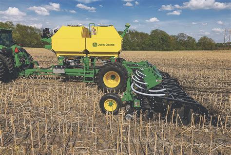 John Deere Brings New Equipment To Strip Till Market Farmtario