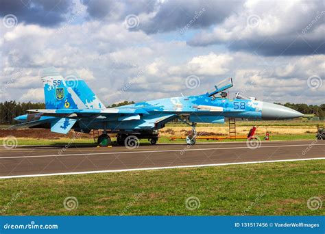 Air Force Sukhoi Su-27 Flanker Fighter Jet Aircraft Editorial Photo ...