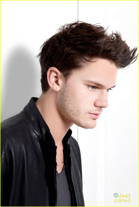 Jeremy Irvine Shirtless