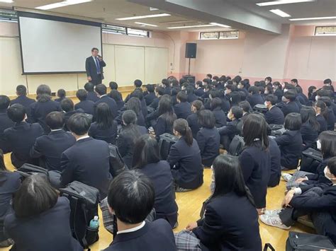 【2学年】いよいよキャンパス登校スタート～2学年学年集会を行いました！～ クラーク記念国際高等学校