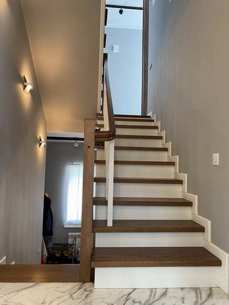 Лестница на металлическом каркасе закрытого типа с отделкой ...