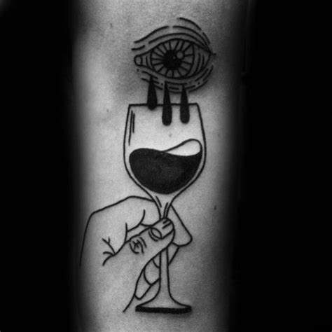 Minimalista Tatuaje Copa De Vino Derramada A Significados Tatuaje