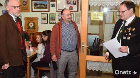 Bezirks Ehrennadel F R Rudolf Grundler Senior Aus Waidhaus Onetz