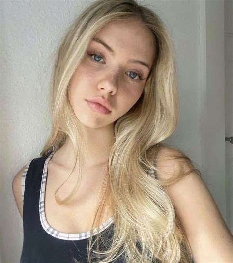 Pin On Pins Creados Por Ti Blonde Girl Pretty Hairstyles Hair Styles