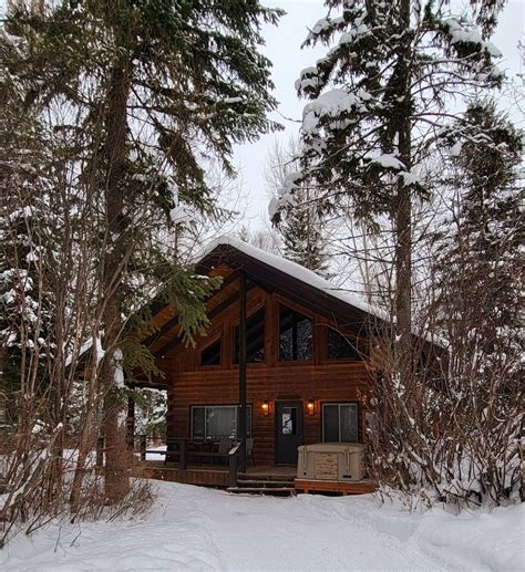 Cabin 1 – Glacier Wilderness Resort