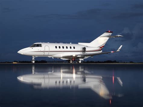 Hawker 900XP Private Jet | Interior, Speed, Range | PRIVAIRA