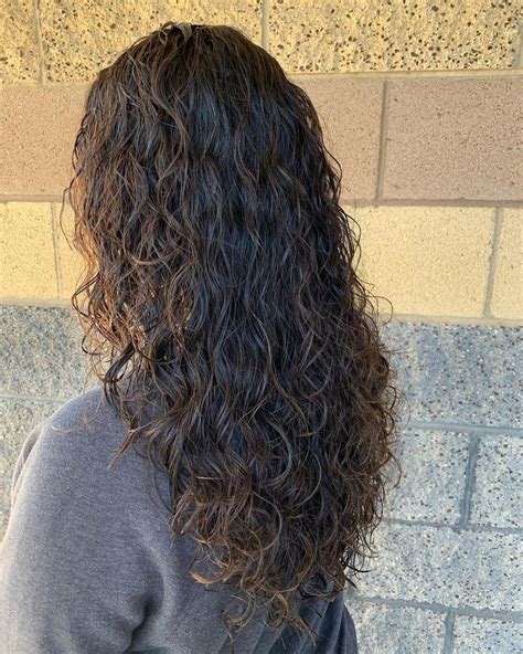 25 Modern Spiral Perm Hairstyles Women Are Getting Right Now