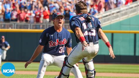 Florida Dominates Lsu In Historic 20 Run Win To Extend Mens College World Series