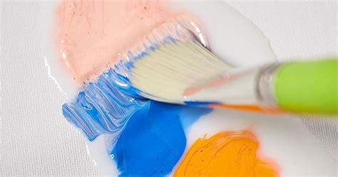 What is an Acrylic Medium? Learn the Popular Painting Mediums