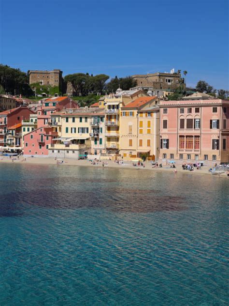 Lucadea La Baia Del Silenzio Di Sestri Levante Il Maggio