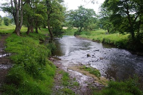 The River Darwen Below Hoghton Bottoms Bill Boaden Cc By Sa