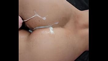 Echando semen ensima de una muñeca rubia despues de sexo anal XVIDEOS