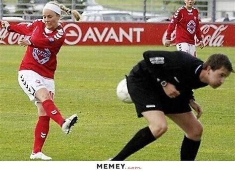 Funny Soccer Fails 12 Hd Wallpaper - Funnypicture.org