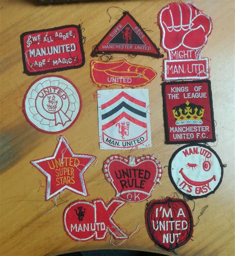 Manchester United Cloth Badges National Football Collection