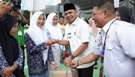 Melalui Dinas Pendidikan Pemprov Jambi Salurkan Program DUMISAKE 2023