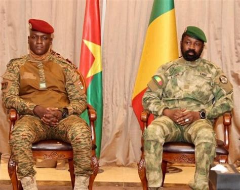 Burkina Faso Visite du président malien pour renforcer la lutte