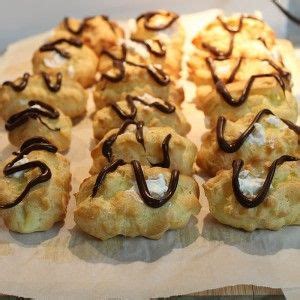 Cream Puffs Filled With Whipping Cream Urban Whisk Recipes Recipe