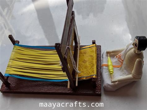 Miniature Handloom Saree Weaving Handloom Saree Weaving Ikkat Saree