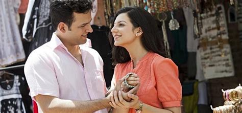 Why Having Sex On The First Date Is A Bad Idea