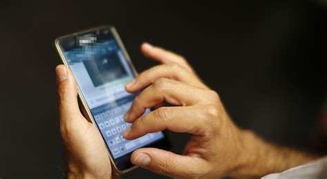 Donne incubo ricatti È record di denunce a Napoli contro il revenge porn