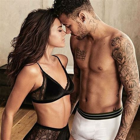 Pin De Sandy Sill Em Brumar Brumar Neymar E Bruna Bruna Marquezine