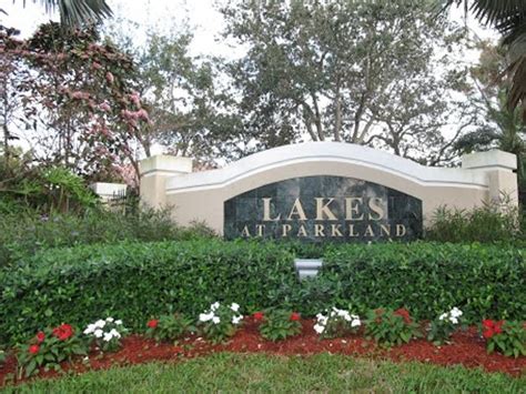 Lakes at Parkland HOA