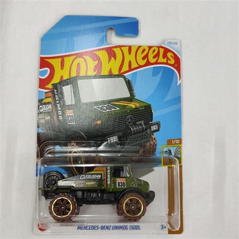 Jual Hot Wheels J24 MERCEDES BENZ UNIMOG 1300L Hijau HW Lot J 2024 Kota Denpasar Aza