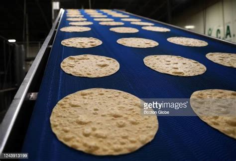 Tortilla Factory Photos and Premium High Res Pictures - Getty Images