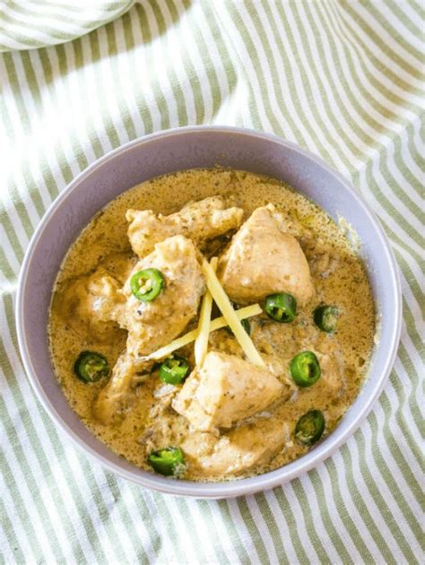 WHITE CHICKEN KARAHI STORY I Knead To Eat