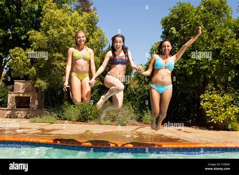 Bis Jahre Bikini Fotos Und Bildmaterial In Hoher Aufl Sung Alamy