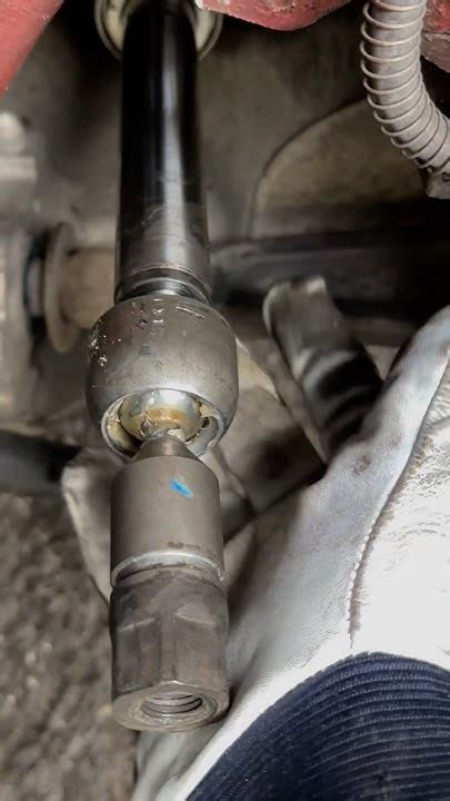 Снятие рулевой тяги на Пежо 407 #automobile #ремонт #peugeot #топ # ...