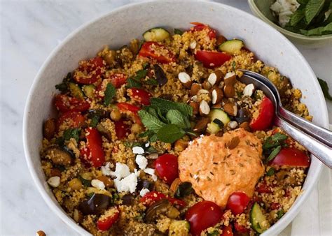 Deze Vegetarische Maaltijdsalade Met Couscous Wil Je Vanavond Proberen