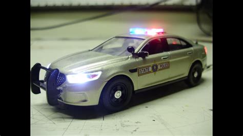 Custom Illinois State Police Ford Interceptor w/ working lights - YouTube