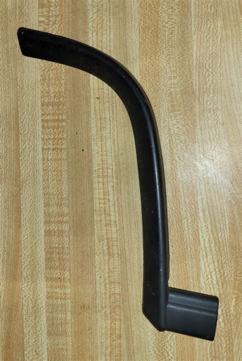 1999 2004 Land Rover Discovery II Right Rear Drip Rail Trim Gutter OEM