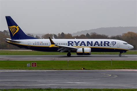 Ryanair Boeing Max Ei Hev Man Egcc Flickr