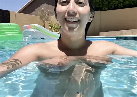 Free Nude Pool Porn Videos XHamster