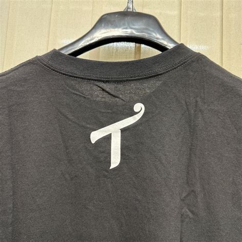 Yahoo オークション TITS ティッツ Tシャツ Mサイズ ガール プリント