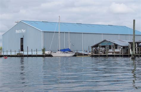 Pete’s Pier Marina – Crystal River FL – Hotels – Restaurants – Manatee ...