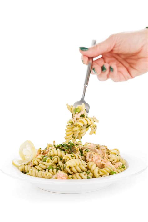 Pesto Pasta With Salmon And Peas The Lemon Bowl