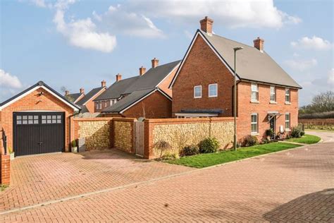 Homes For Sale In Broadway Park The Causeway Petersfield Gu Buy